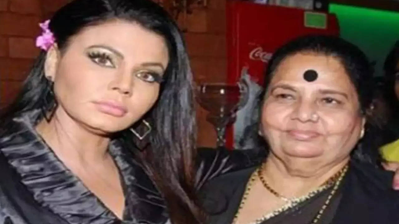 Rakhi Sawants Mother Diagnosed With Brain Tumour And Cancer