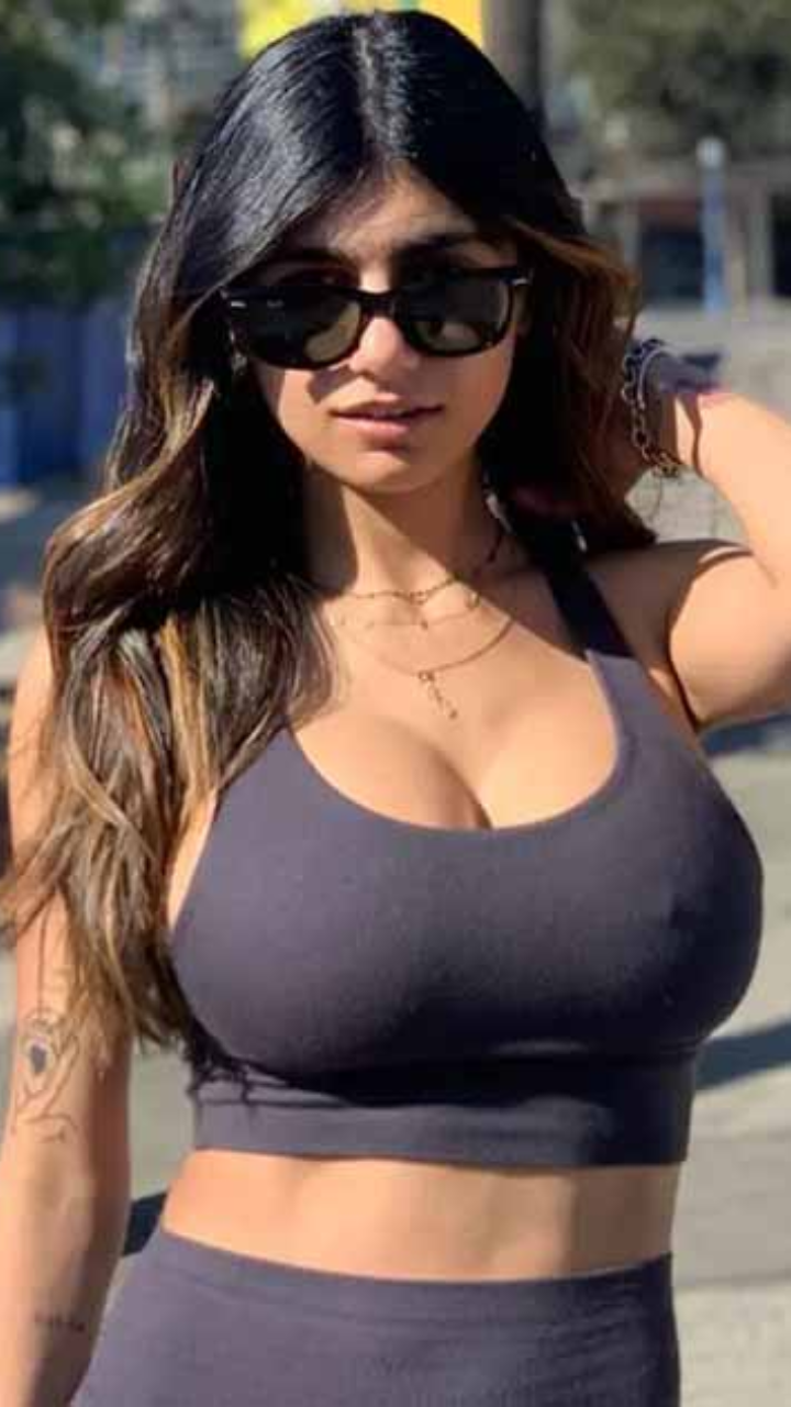 720px x 1280px - Top ENT News: Mia Khalifa To Join BB OTT 2, Samantha On Her Year Long  Myositis Battle | Times Now