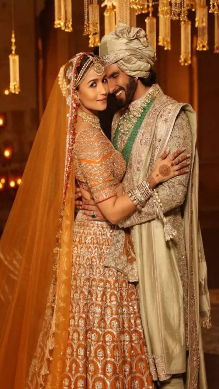 Ranveer Singh Wedding Dress, Marriage Photos: Groom looks that