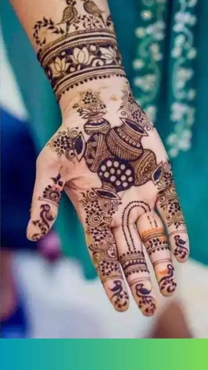 Hariyali Teej 2023: From Alia Bhatt to Katrina Kaif, Bollywood celebs  inspired stunning mehendi designs | Hindustan Times