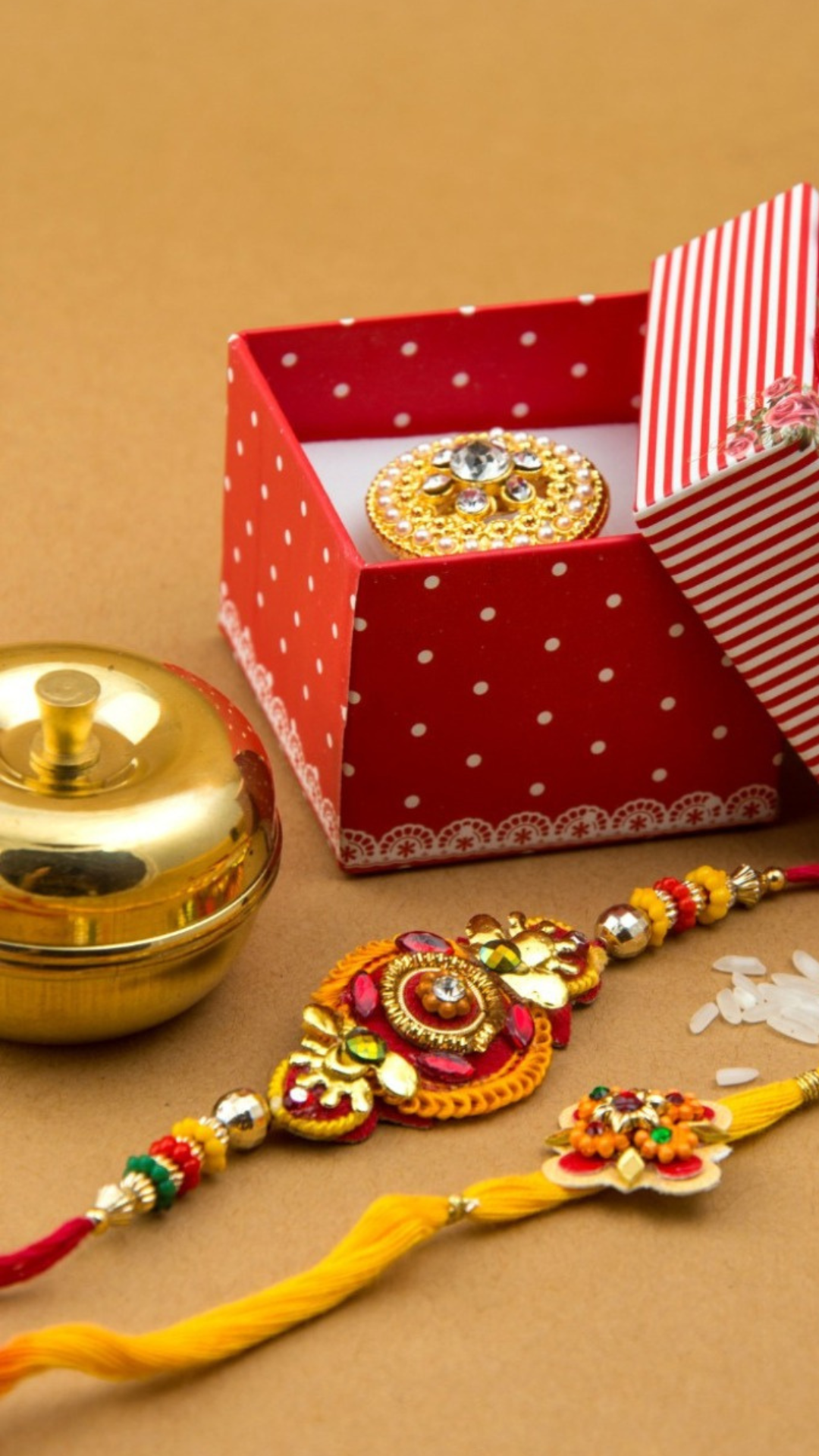 Top 10 Best Raksha Bandhan Gifts for your Sister 2023 - Top 10 About