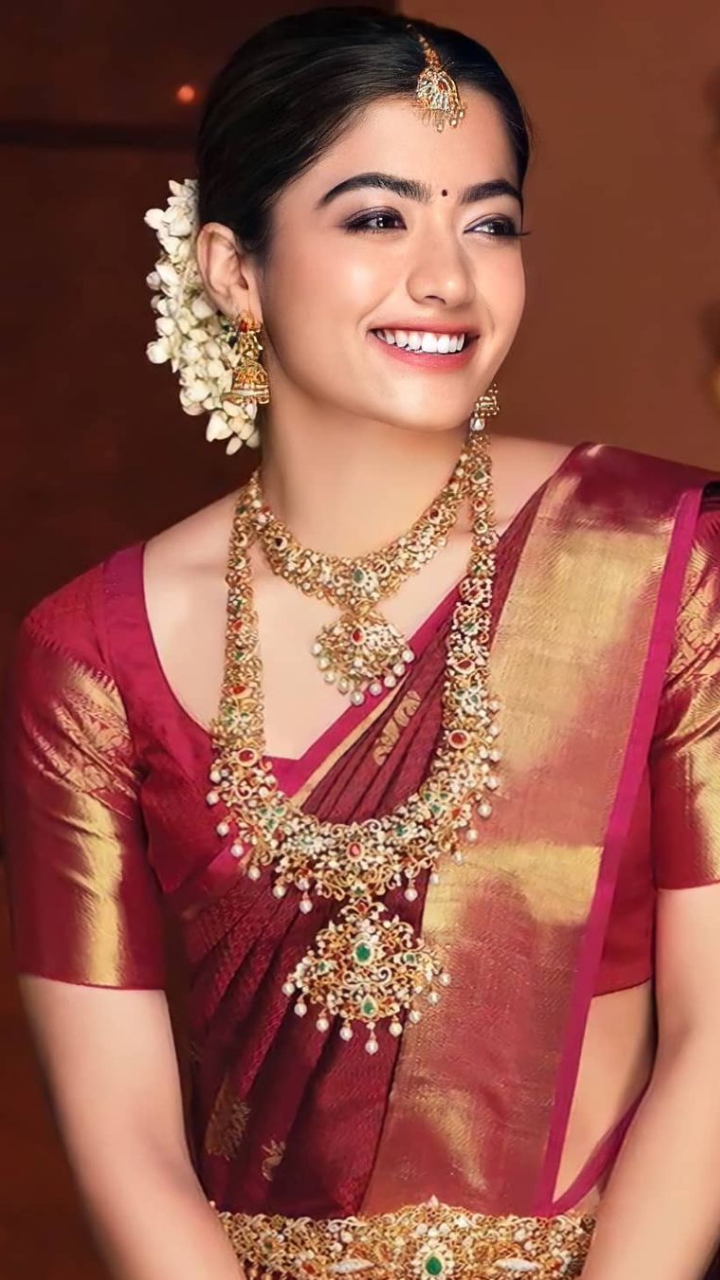 Kanchipuram Silk Saree - South Indian Bridal look | Bridal sarees south  indian, South indian wedding saree, Indian bridal fashion