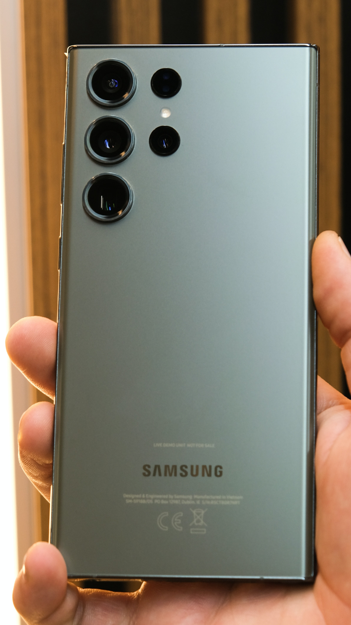 SALE, Samsung Galaxy S22