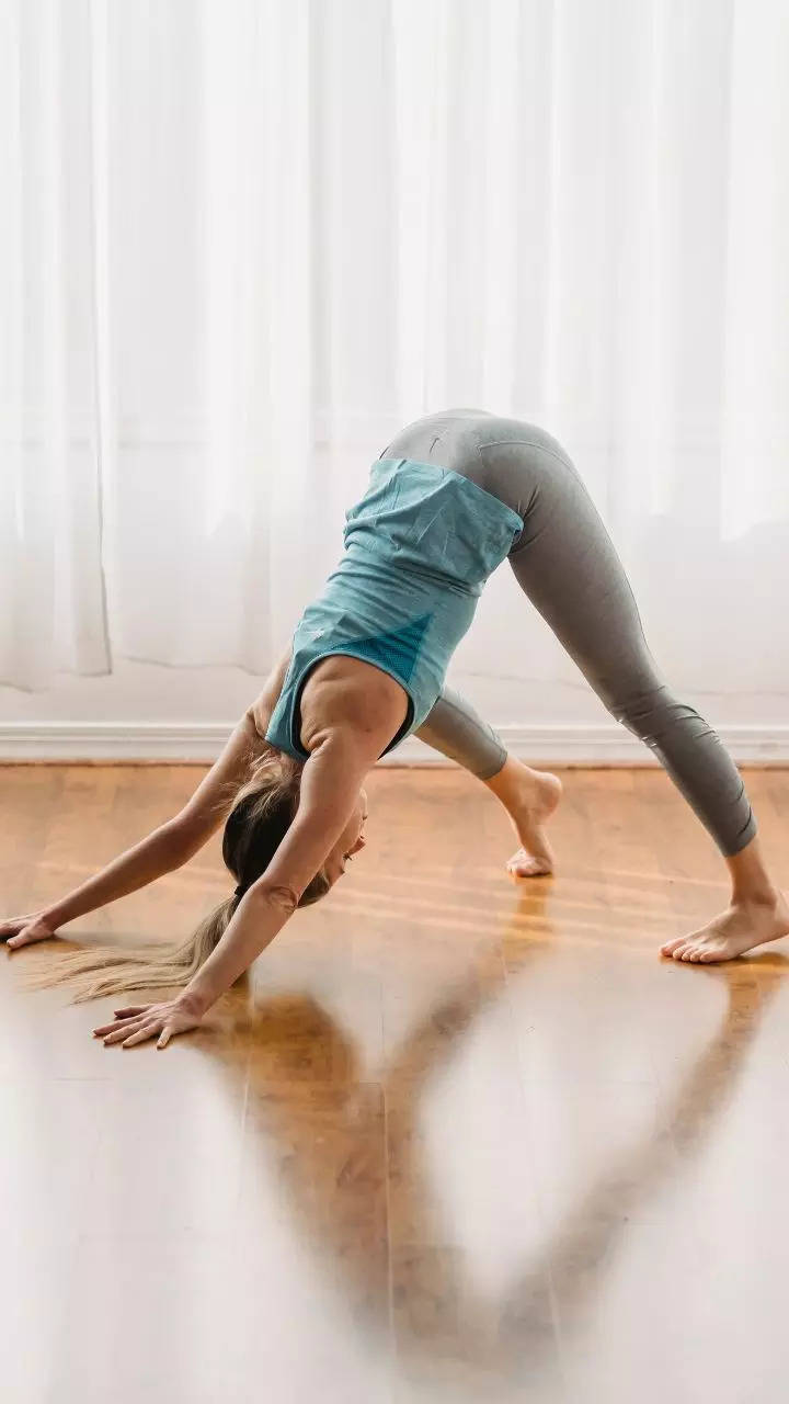 8 Yoga Poses to Ease Pregnancy Pains - DoYou