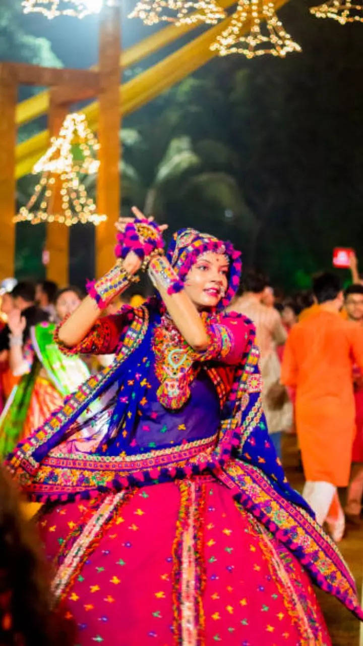 From puja, procession, garba to dandiya; these images capture the Navratri  celebrations across India | Photogallery - ETimes
