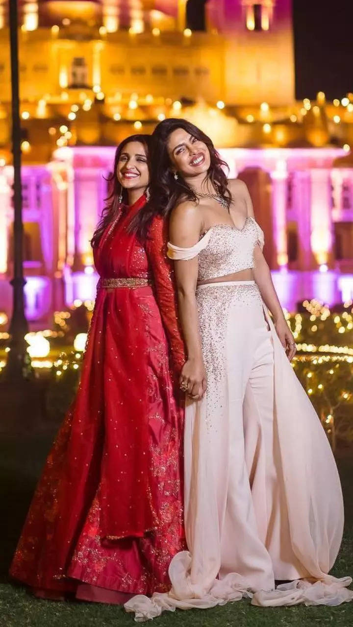 The wedding bells: Sangeet/Cocktail Party Night | Plus size bride, Plus  size brides, Formal dresses for women
