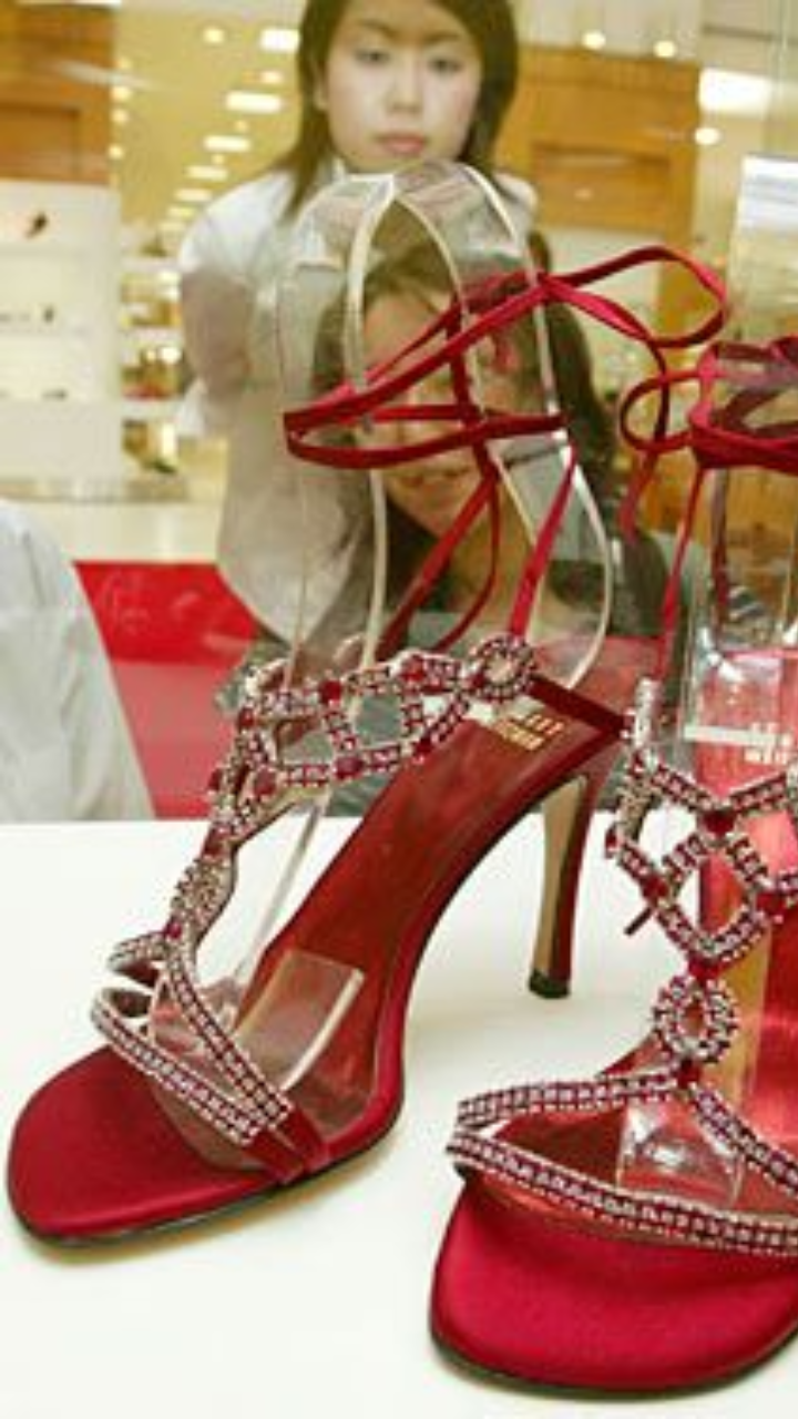 Stuart weitzman cinderella sales slippers $2 million