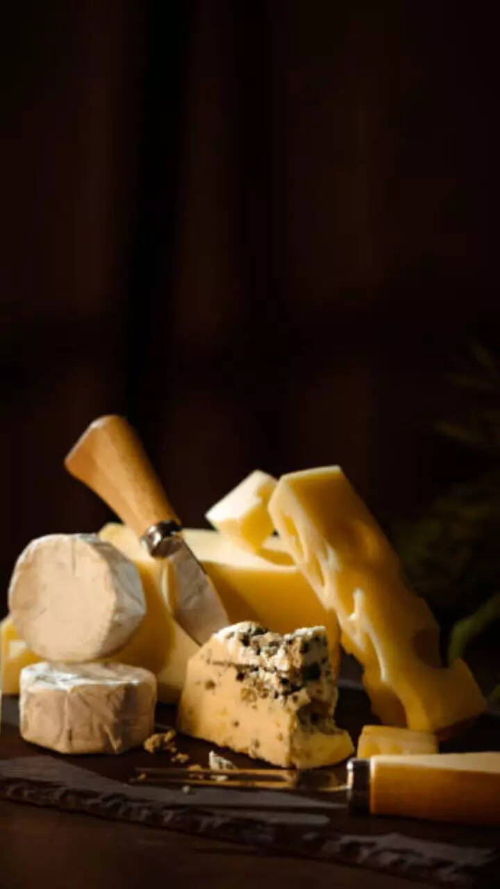 9 Essential Types of Cheese