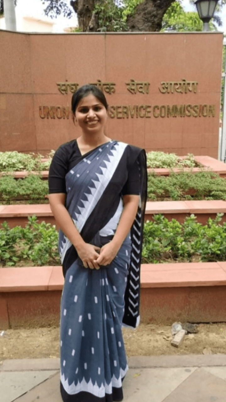 On Cloud Nine: Sonali, Lipi from Bhopal crack civil services exam