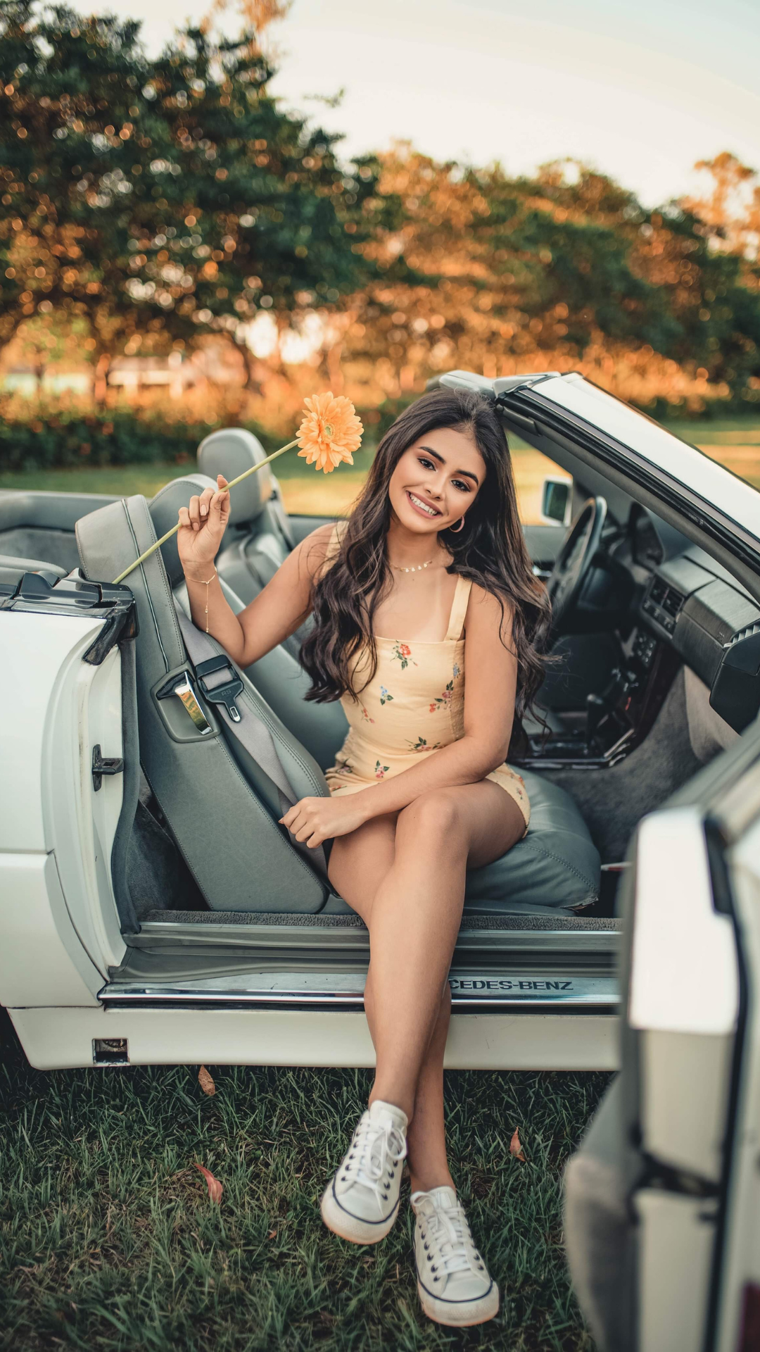 female #girl #model #car #outdoor #casual #photoshoot #pi… | Flickr