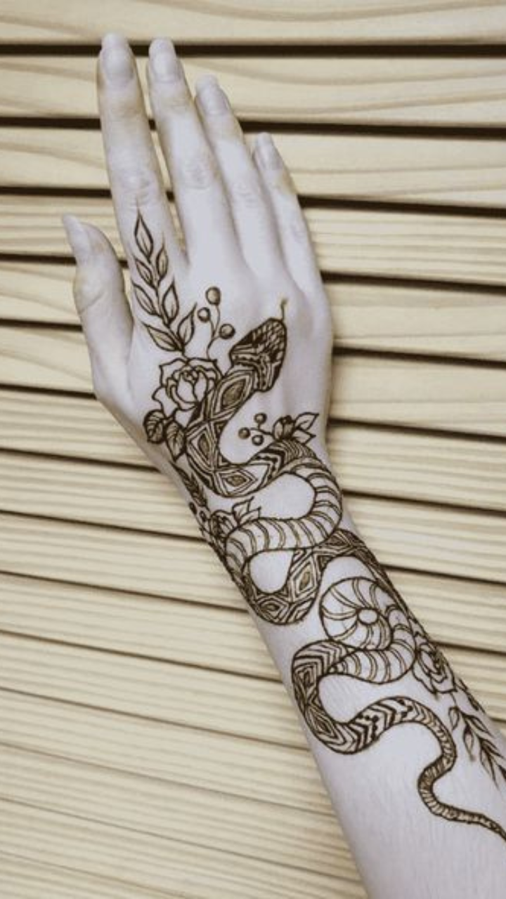 10 Latest Western Mehndi Designs To Try In 2023