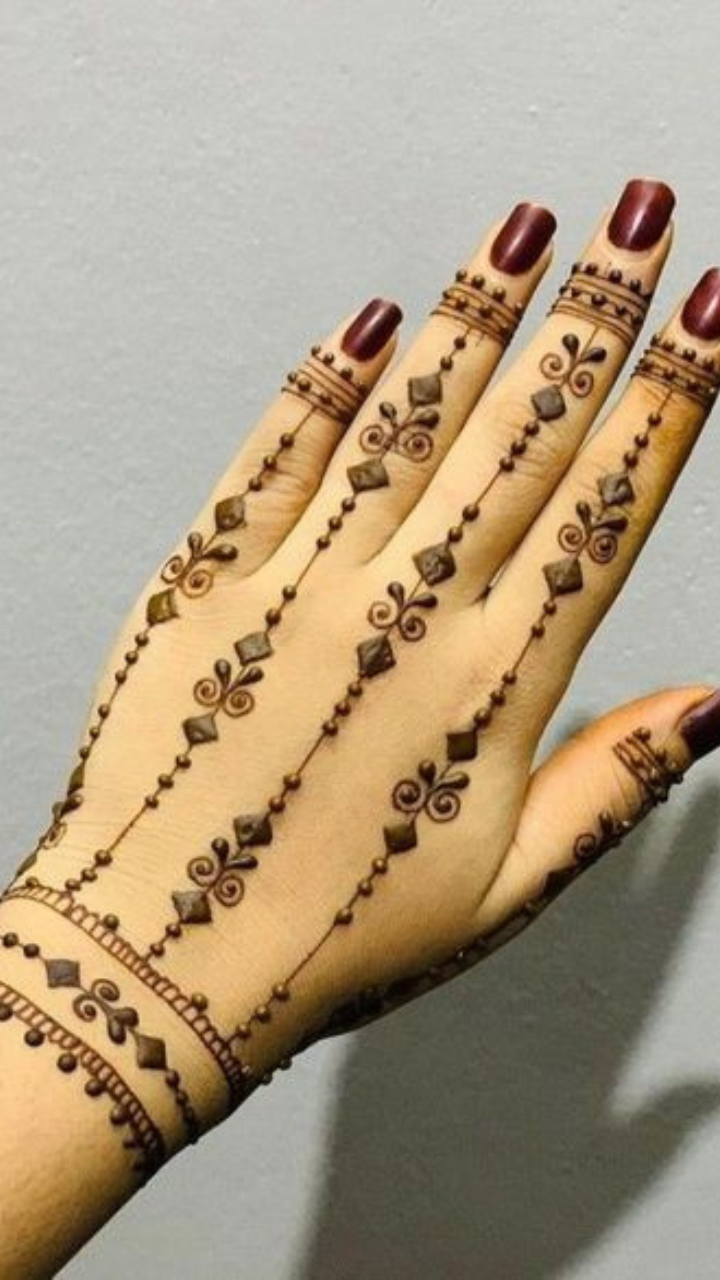 Very Cute Letter 💖H💖 Henna Tattoo Mehndi Design For My Dear Freinds ... |  TikTok