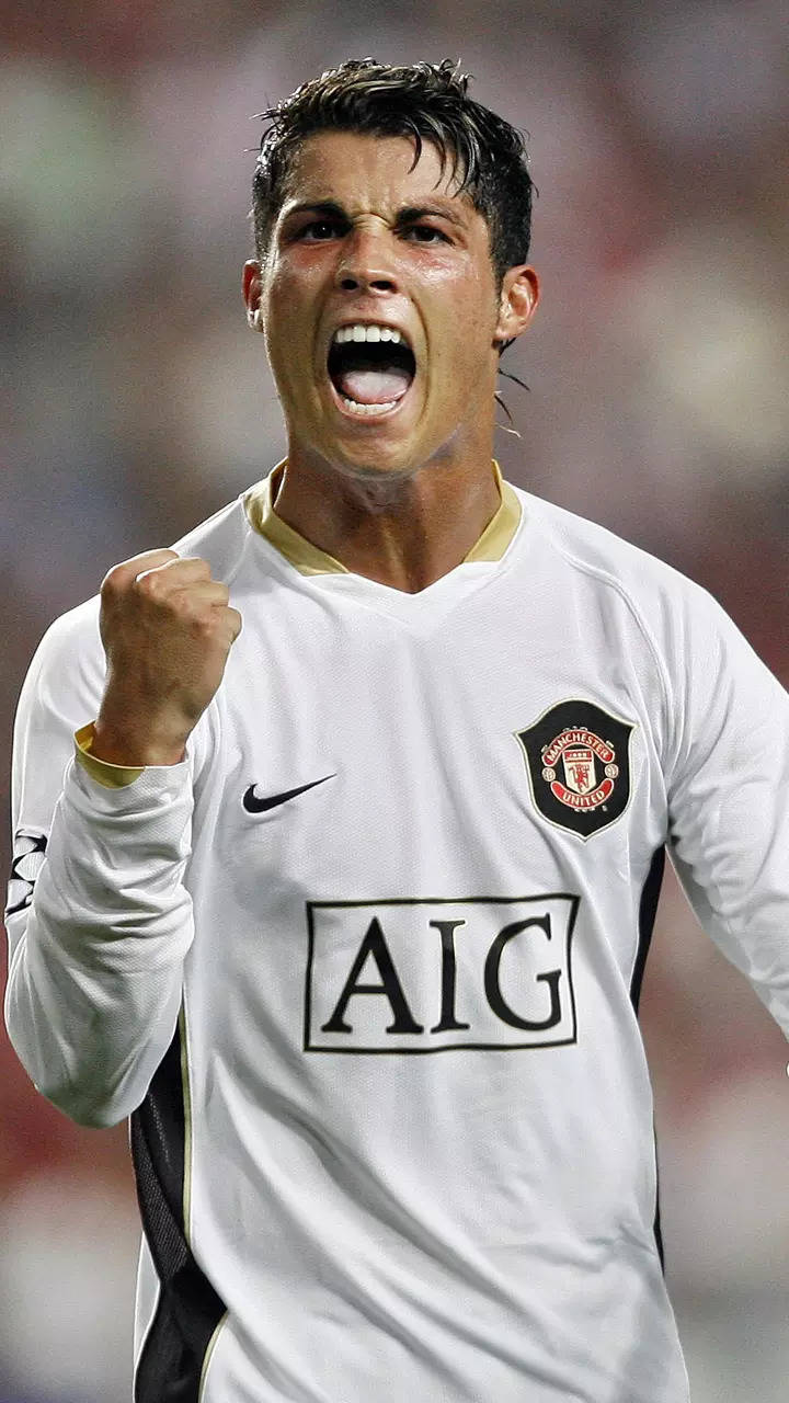 Biography and career of Cristiano Ronaldo - Footballghana