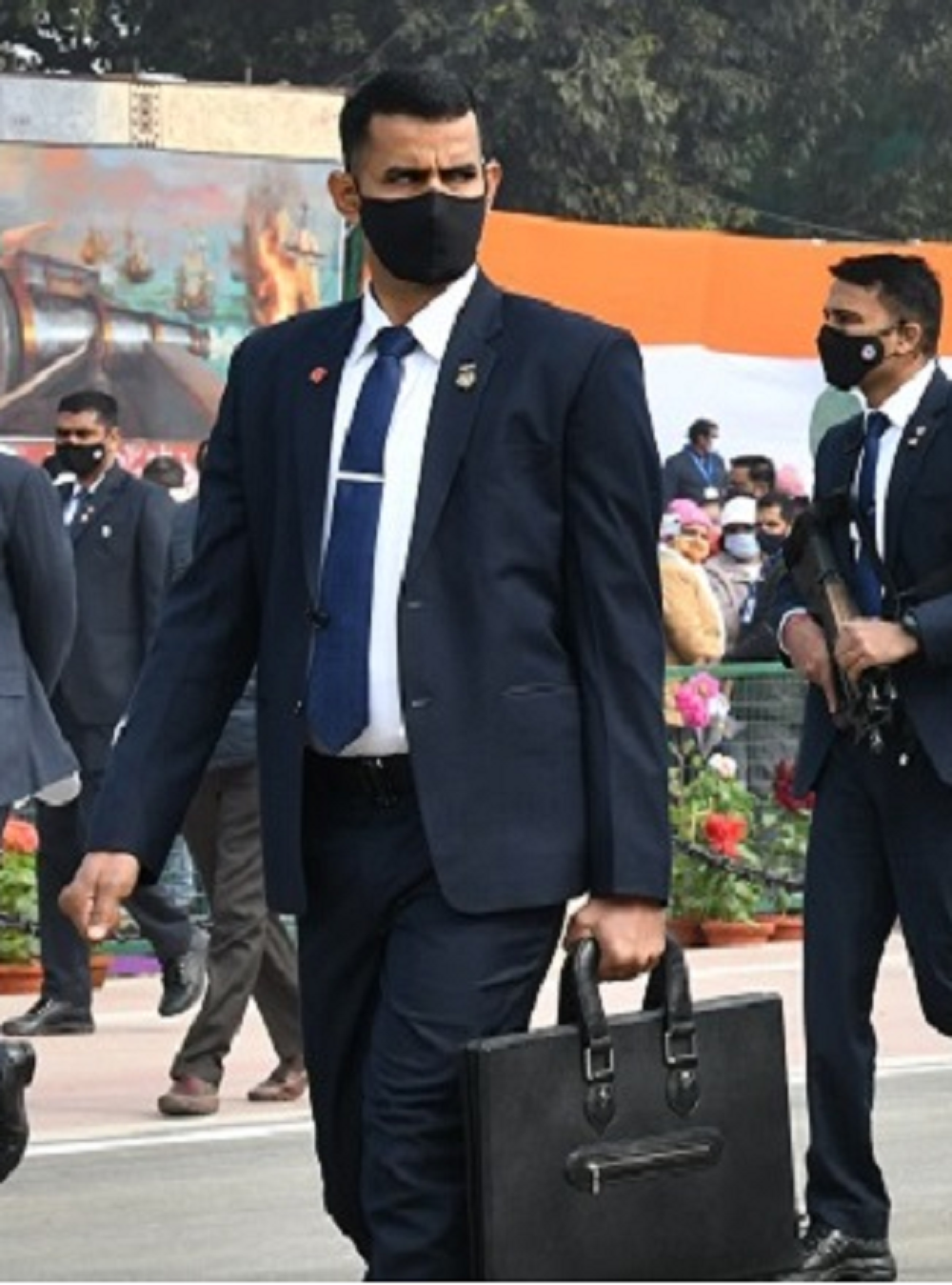 briefcase bodyguard narendra modi security