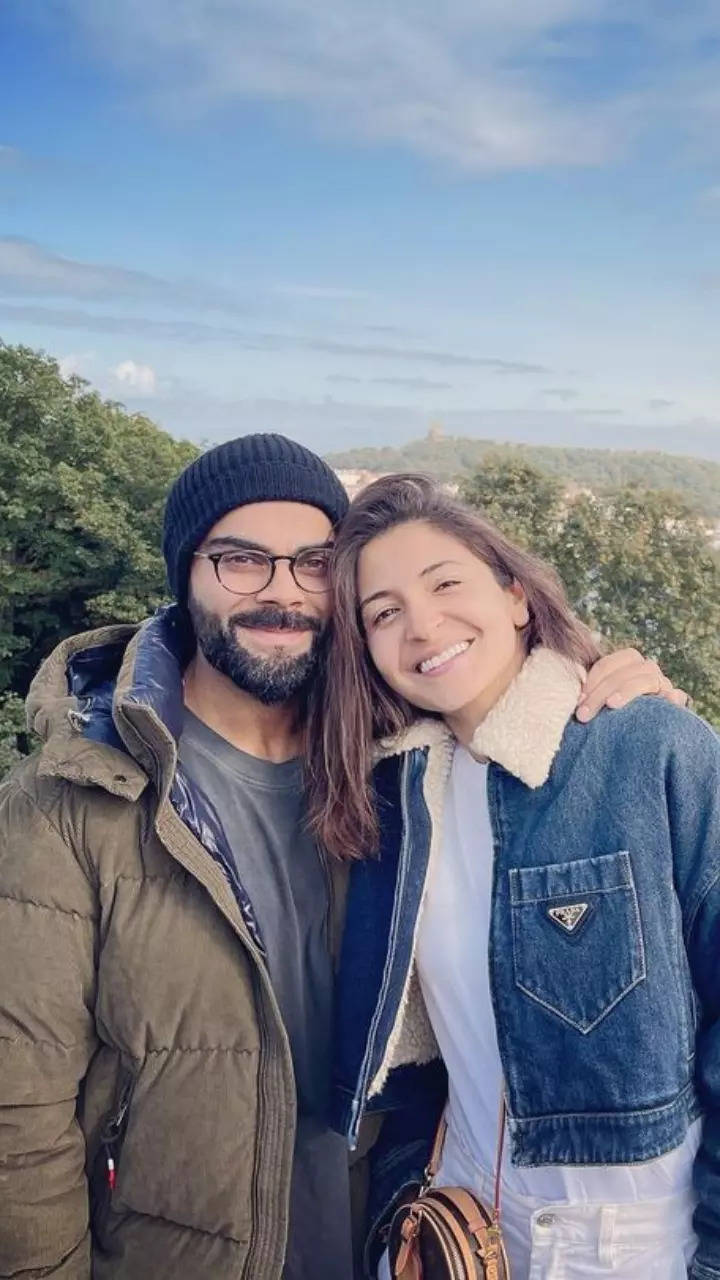 Lovable husband and wife.. 😍😍  Virat and anushka, Virat kohli, Herschel  heritage backpack