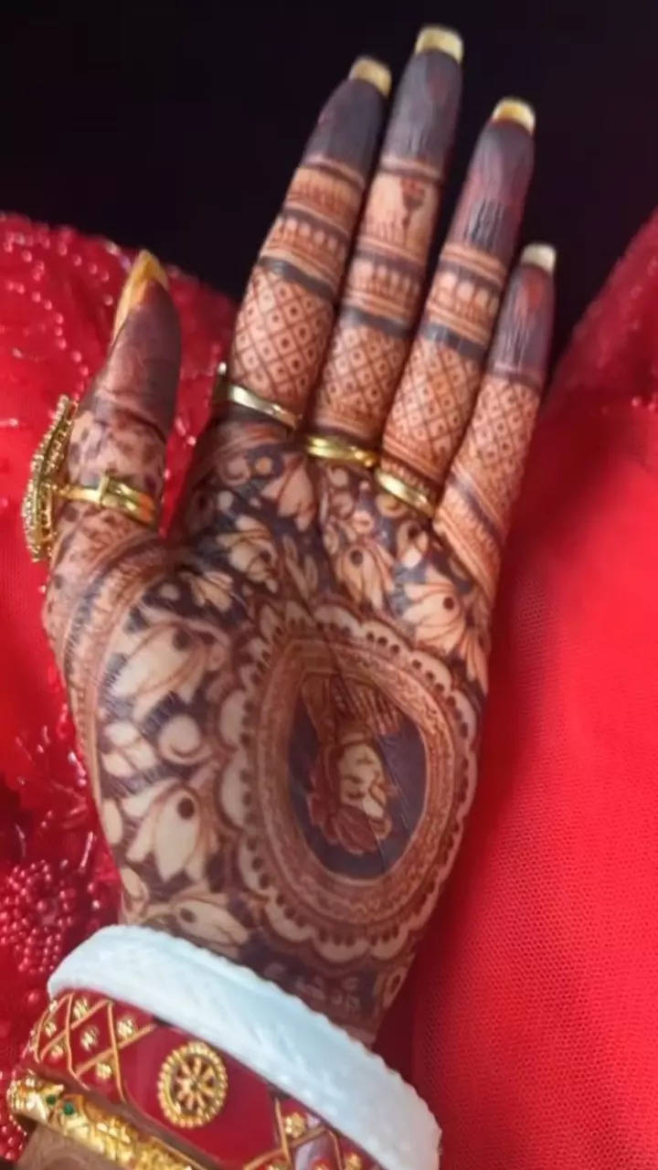 Groom Mehendi Designs to Bookmark for the Next Groom-To-Be in the House. |  by Wish N Wed | Medium