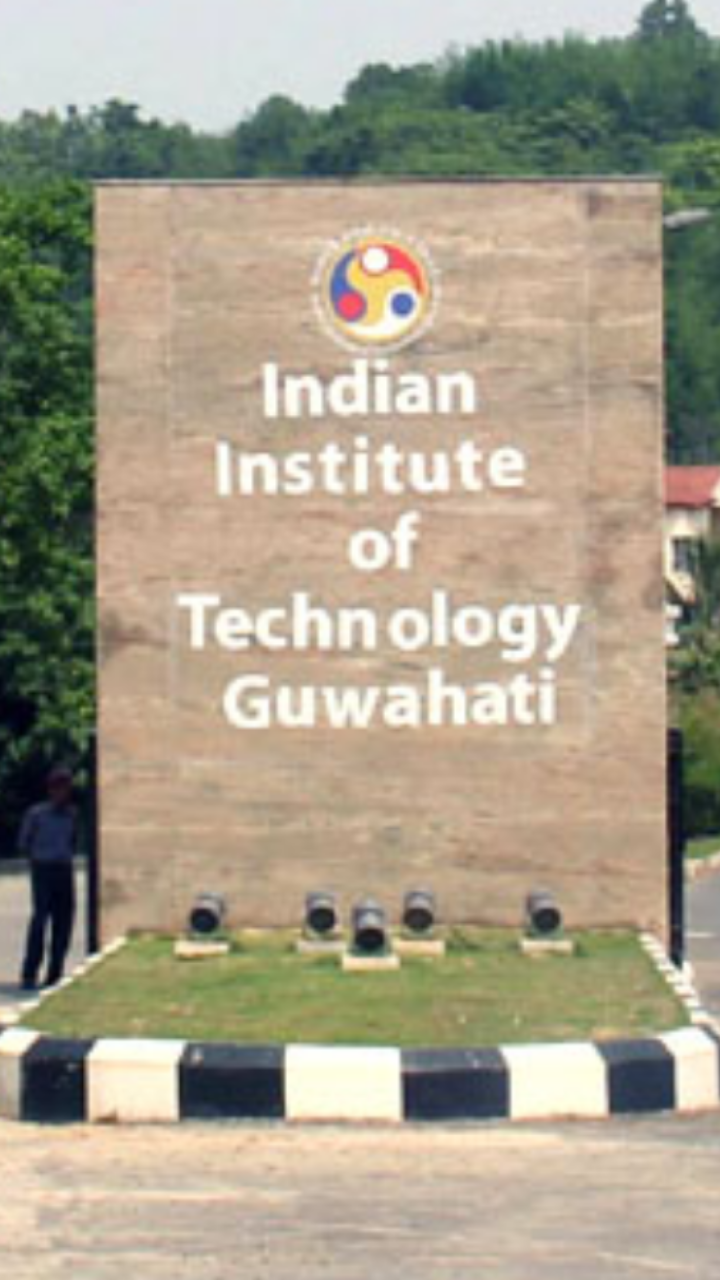 Casual T-Shirt with IIT Guwahati Logo - AlwaysIITian