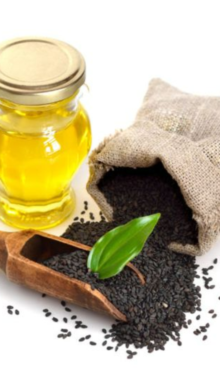 5 Reasons Why You Should Use Black Seed Oil for Your Hair