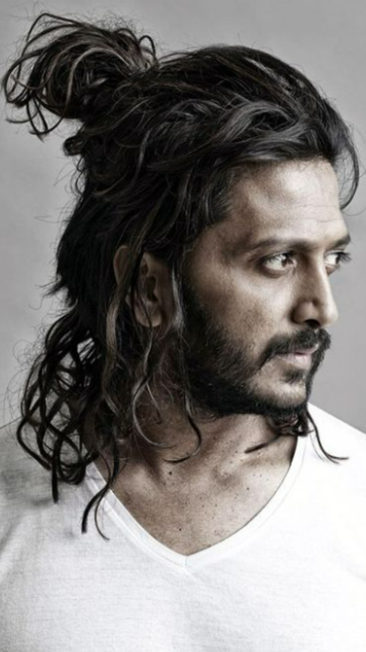 Long Wavy Hairstyles For Men