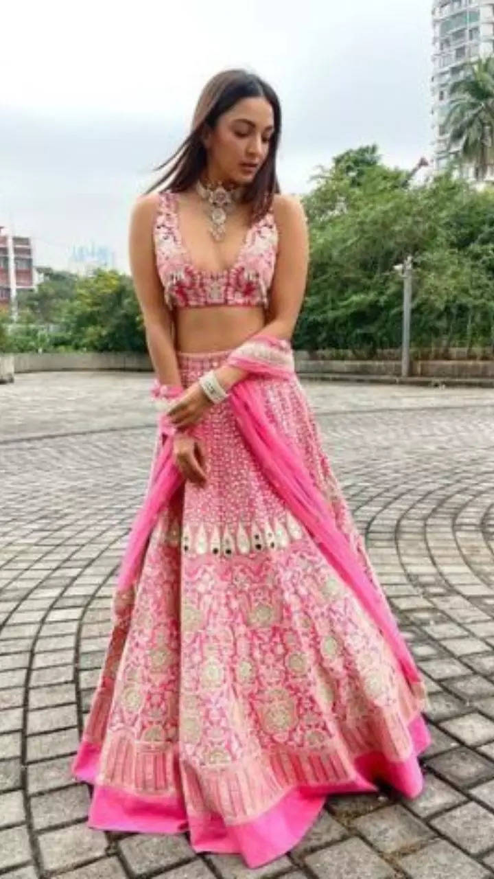 How to Wear Lehenga Saree | Lehenga Saree Online India | Lehenga Style  Saree Online Shopping | Drape Saree Like Lehenga | Lehenga Style Saree  Online | How to Make Lehenga From