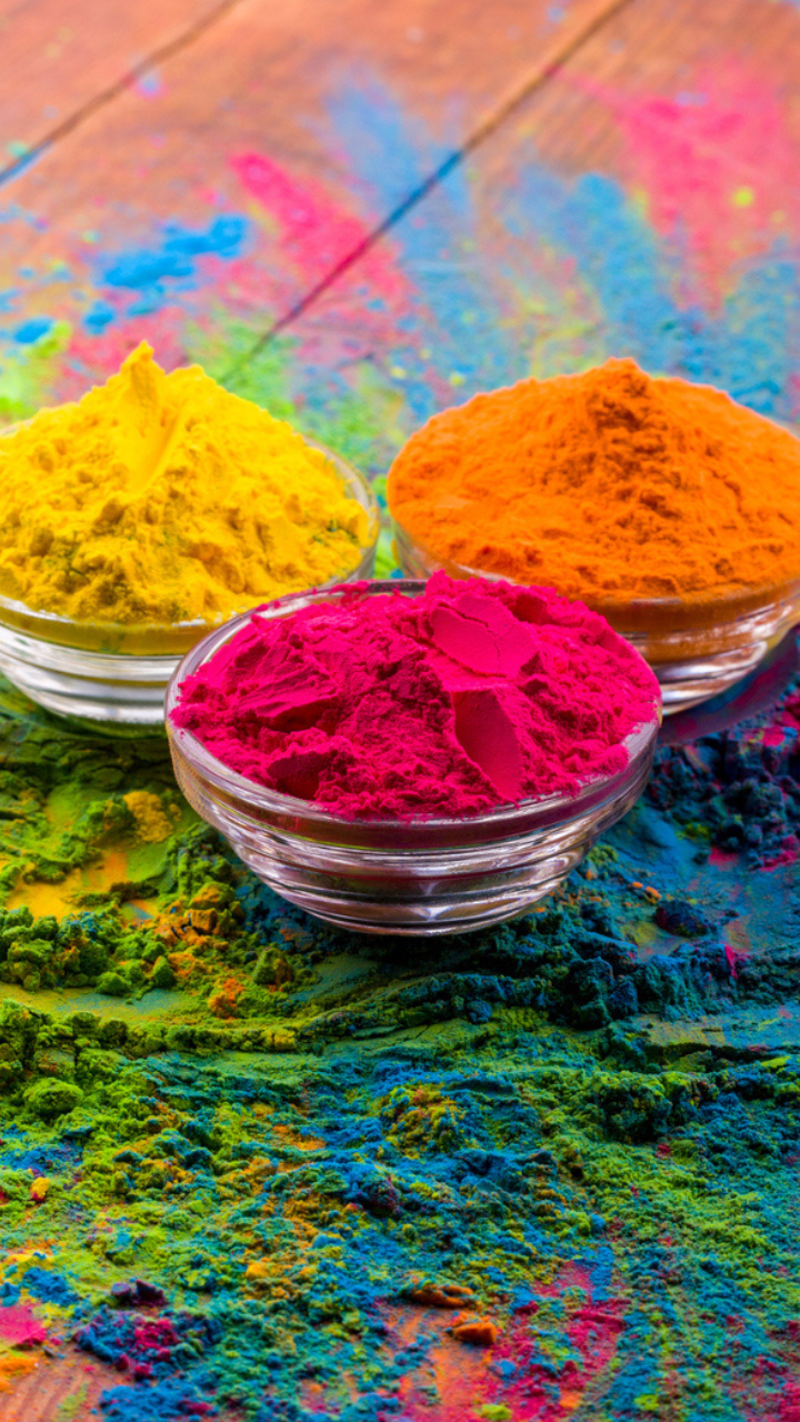 Holi 2023: Home remedies to get colours off your face | Times Now