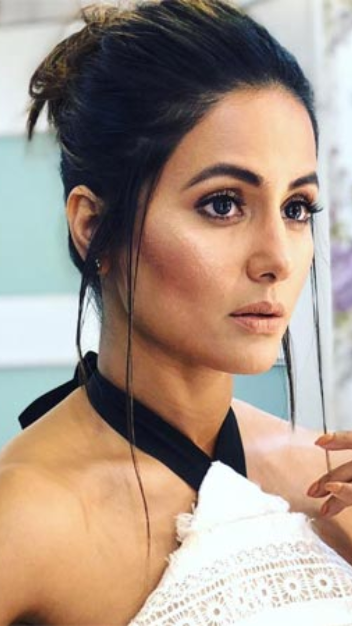 Hina Khan Birthday Special: Glamour Is Her Perpetual State of Mind, As Are  Comfort and Sass! | 👗 LatestLY