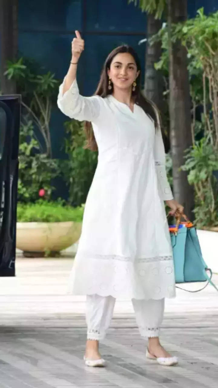 10 Bollywood actresses who aced the white kurta look | mirchiplus