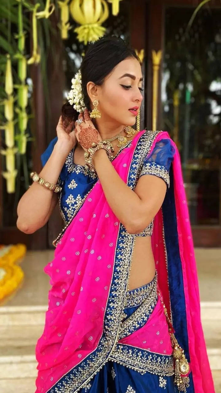 Kangana Rananut dressed in a pink organza kanjeevaram saree for Gudi Padwa!