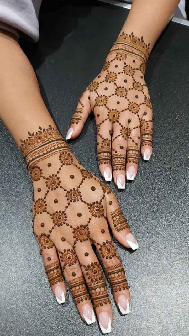 Simple Mehndi Design | Latest hand mehndi designs for girls ...