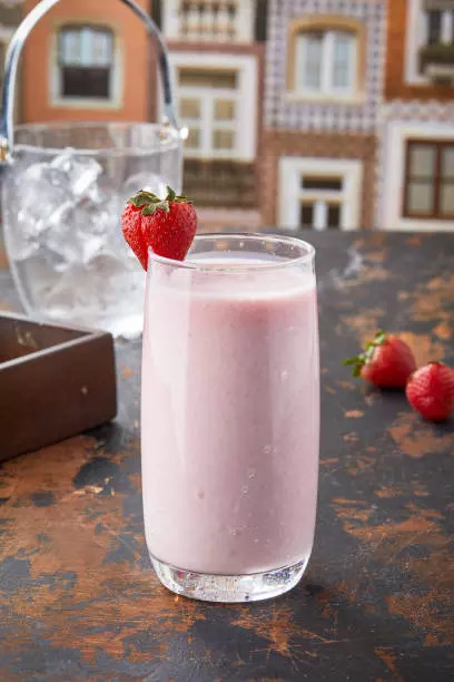 Strawberry and soy shake