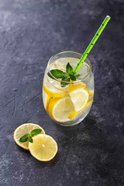 Lemon detox water