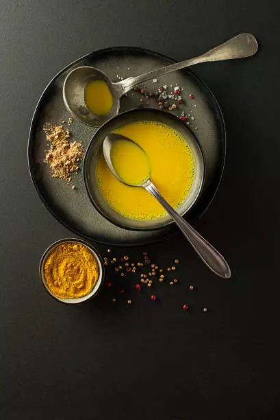 Turmeric and milk mask