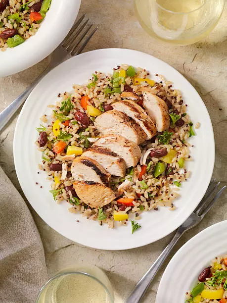 Quinoa with grilled chicken