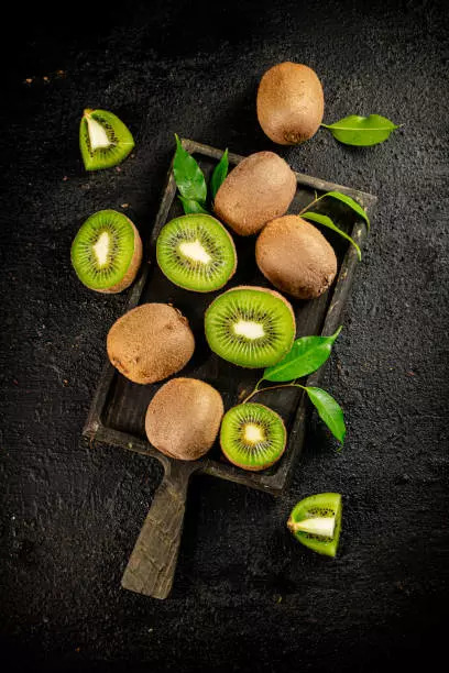 Kiwis