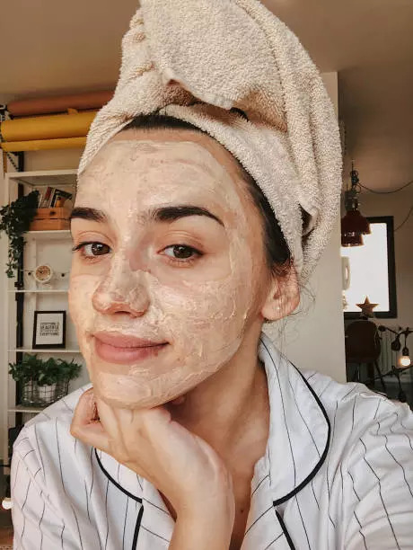 8 DIY Almond Face Packs That Help Get Rid Of Acne