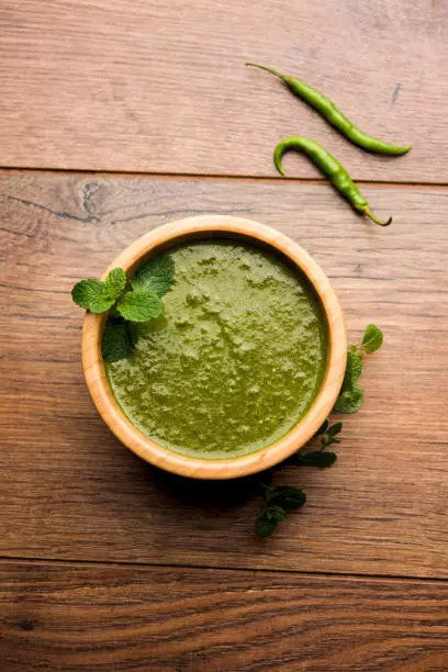 8 Health Benefits of Pudina Or Mint Chutney In Summers