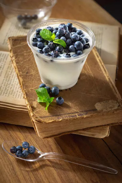 Greek yogurt and berries bowl