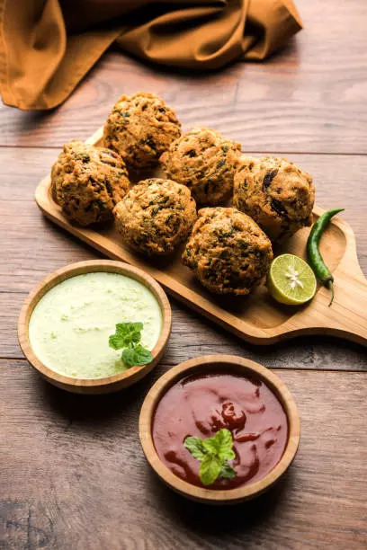 Moong dal pakoras