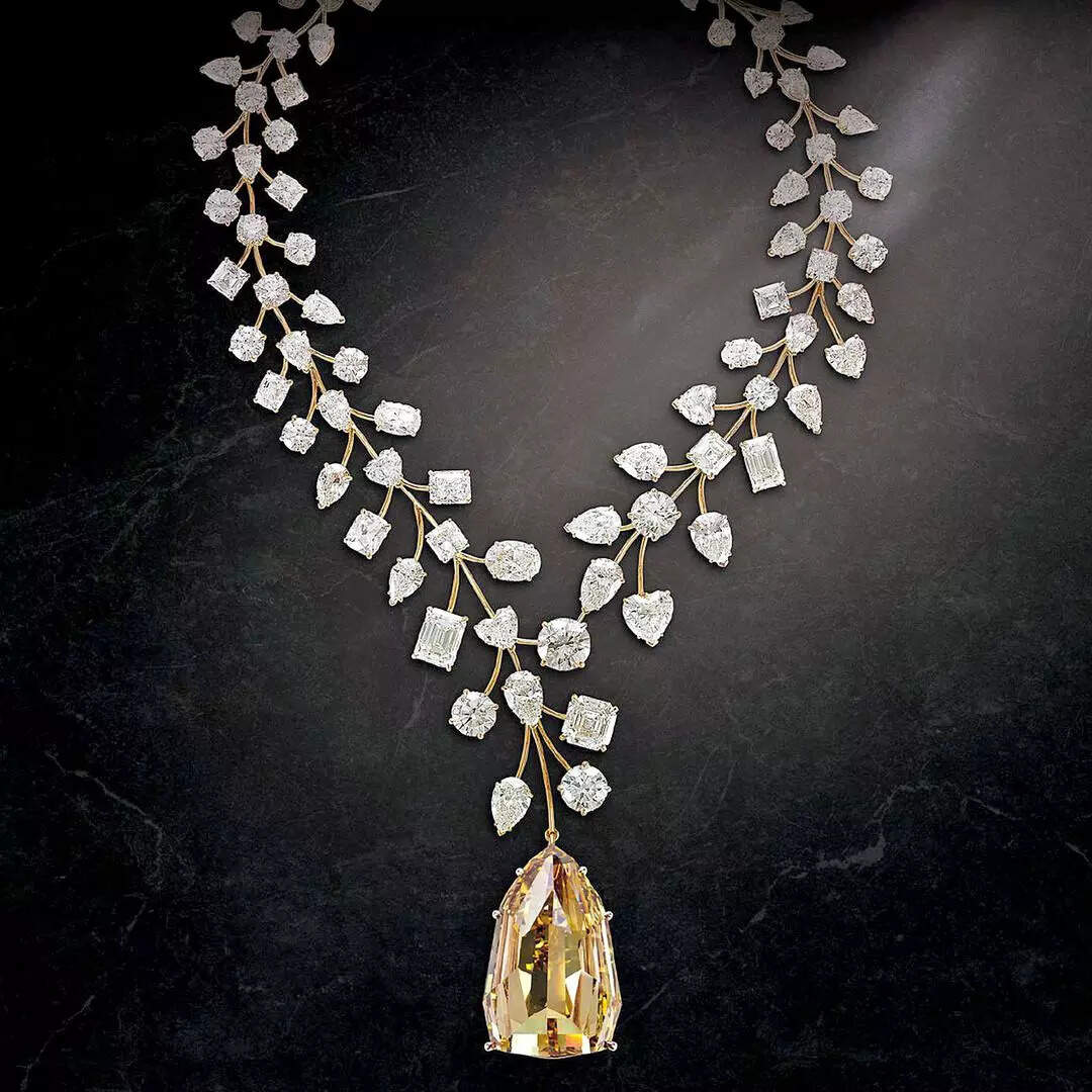 Did You Know Nita Ambani Gifted A Necklace Worth 451 Crores To Bahu Shloka Ambani? Pics Inside