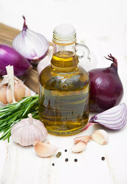 Onion oil