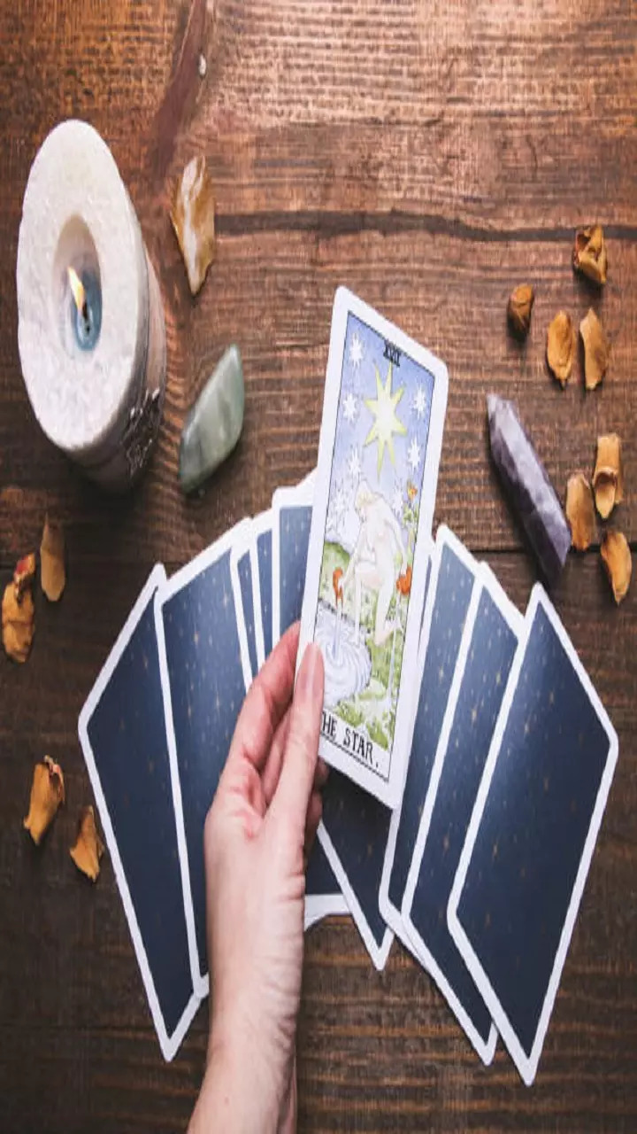 Tarot Card Predictions for all Zodiac Signs for June 27 2023