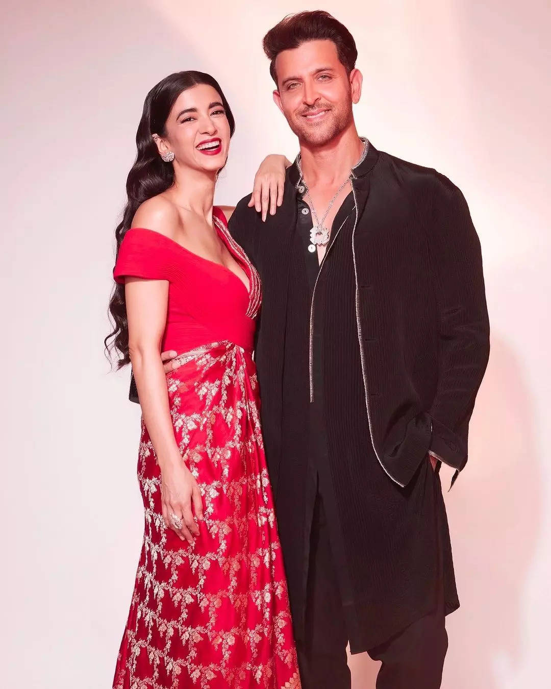 Marriage On Cards For Hrithik Roshan Saba Azad Heres What We Know Entertainment News