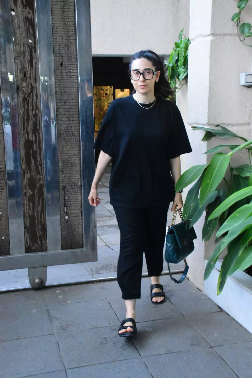 Karisma Kapoor headed to a clinic 