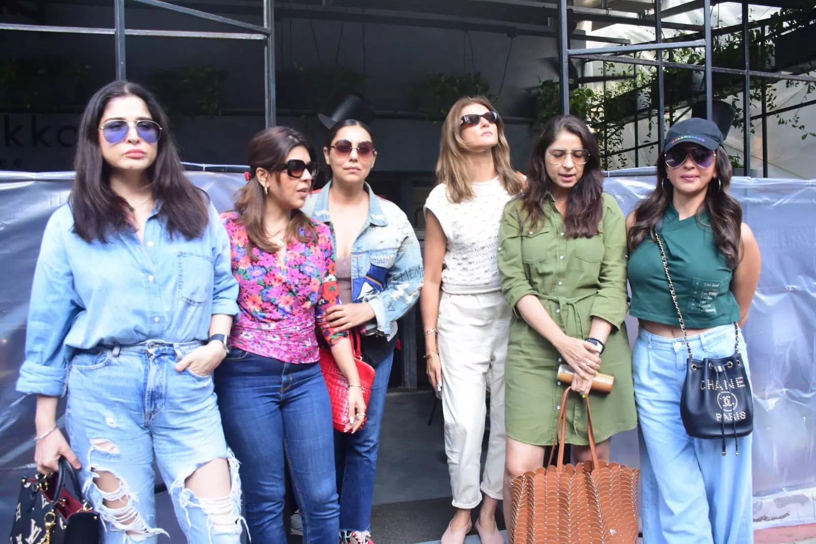 Gauri Khan Tannaz Bhavna Pandey Seema Khan Mahep Kapoor Nandita 