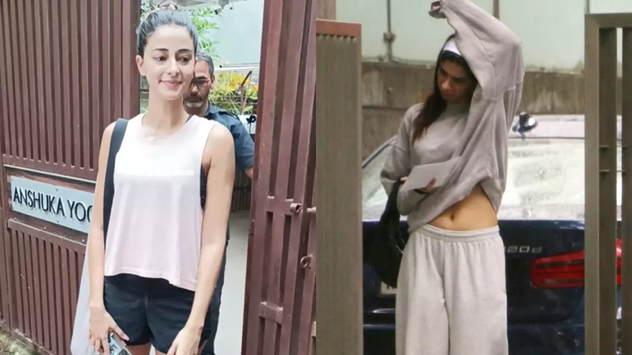 ZoomIn Ananya Panday Khushi Kapoor Rhea Chakraborty Others PAPPED In Mumbai