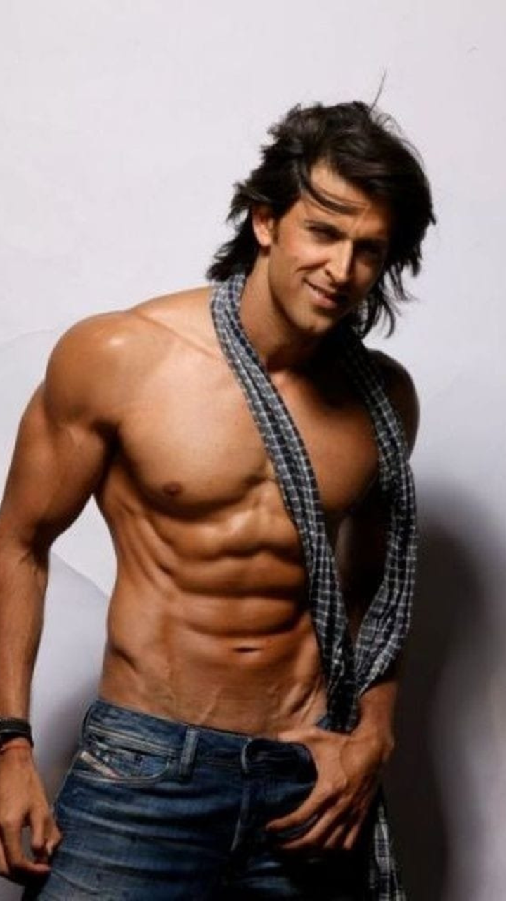 Which shirtless pic of Hrithik did you like the most