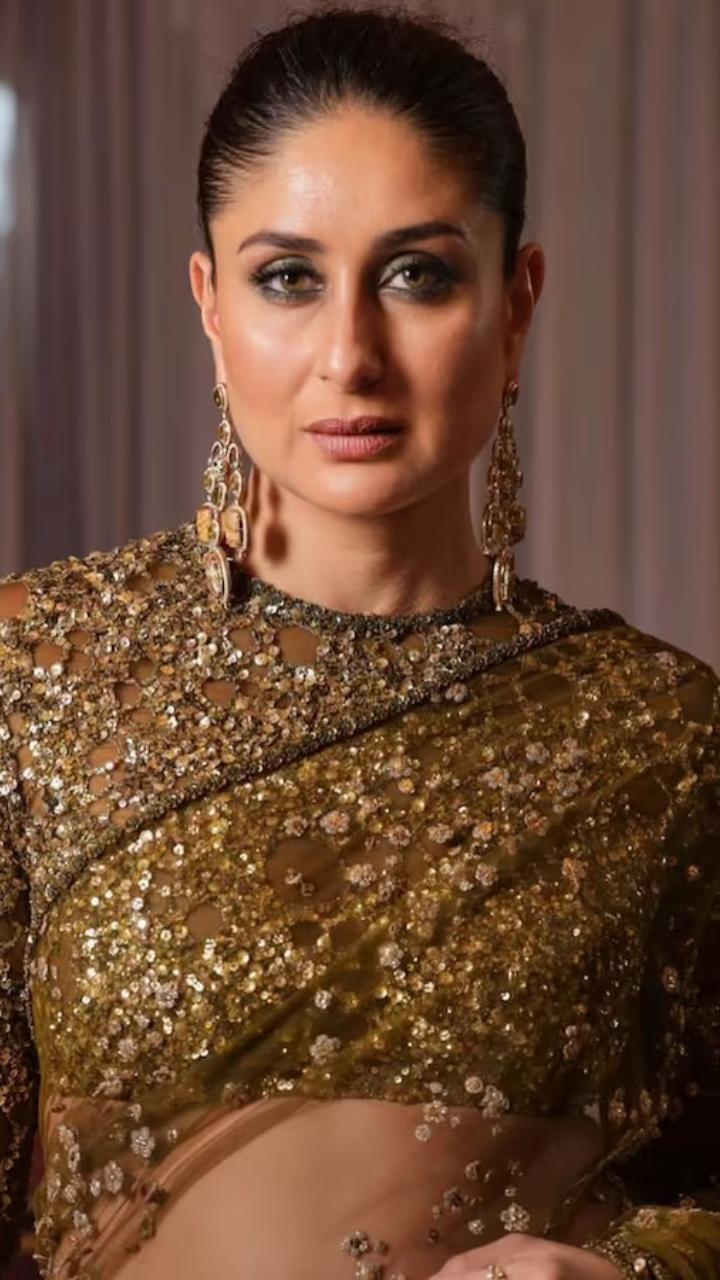 Jaane Jaan Kareena Kapoors Alluring Festive Looks