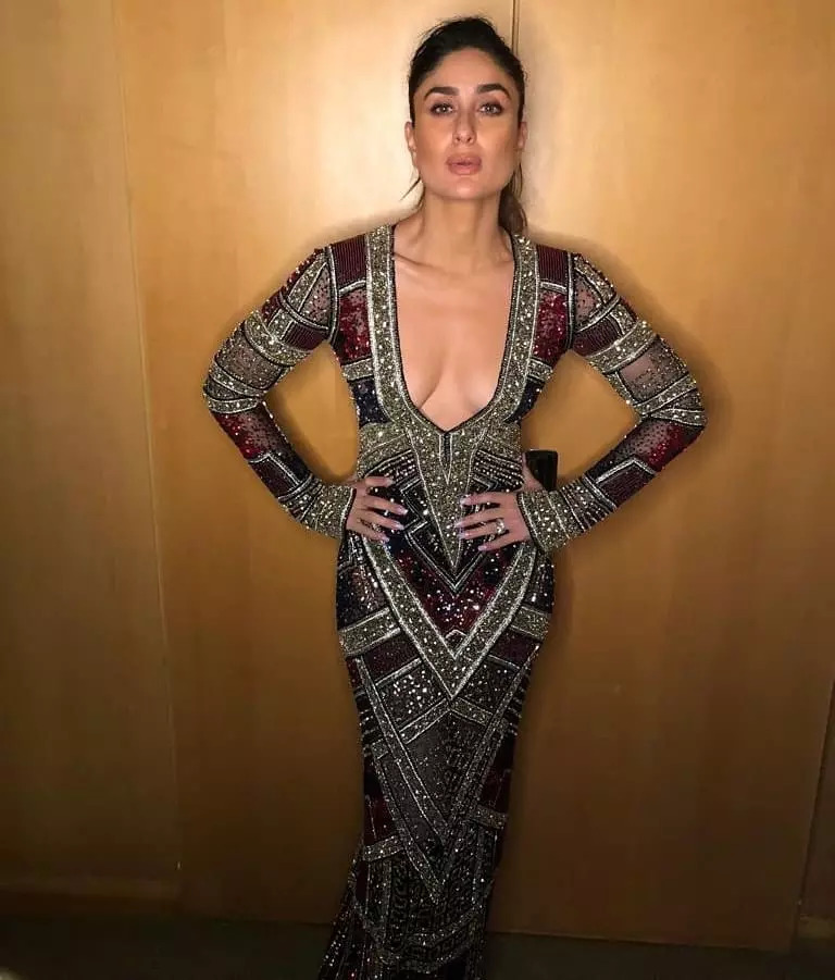 Kareenas bold looks demand your attention 