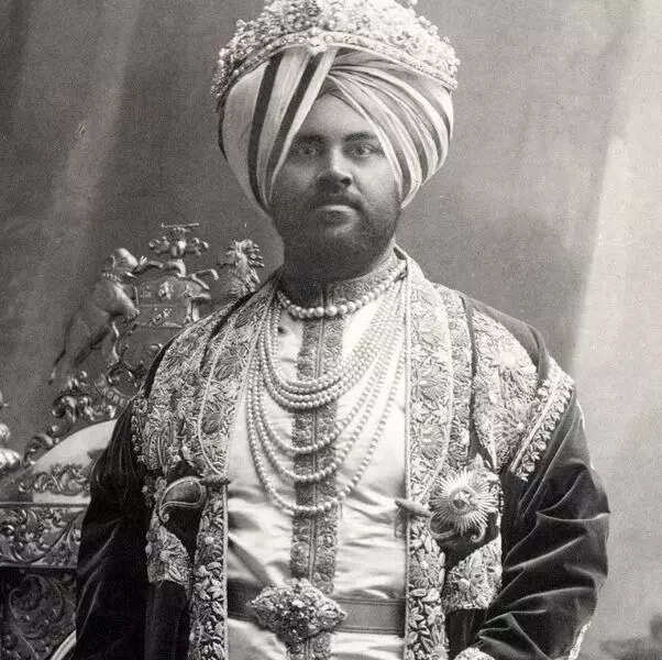 Maharaja of Kapurthala39s Diamond Crown Pic Credit Twitter fxdurandy