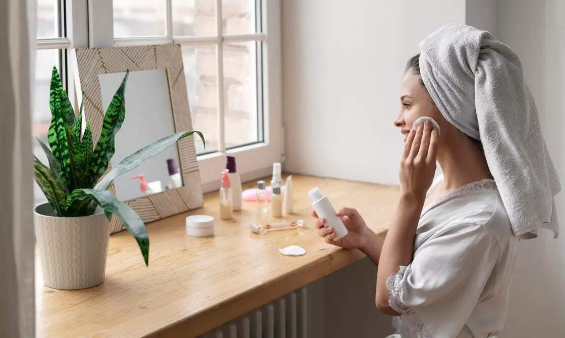 Use high-quality products if you are applying more than one skincare item Pic Credit Freepik